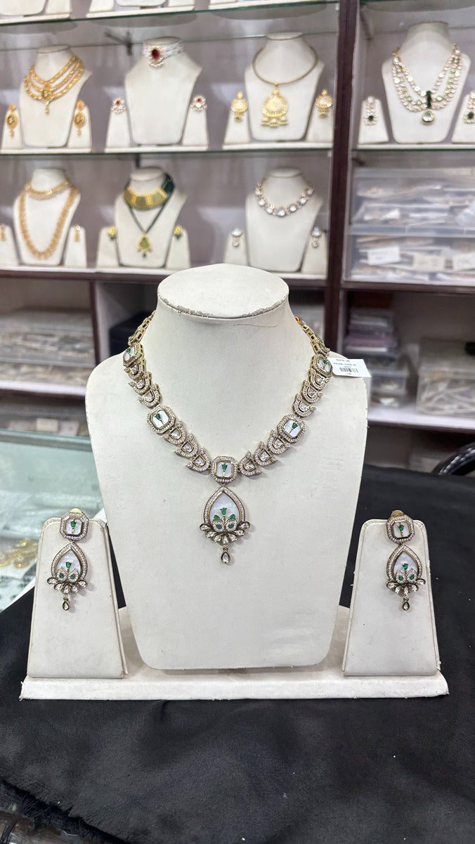 Shuddha Polki Set