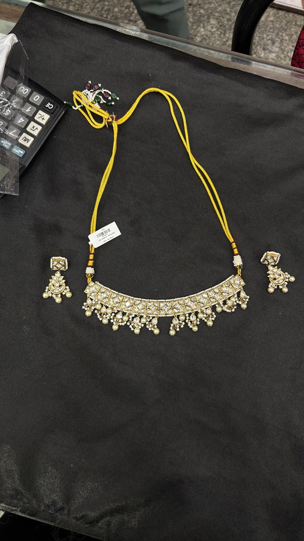 The Polki Pearl Choker